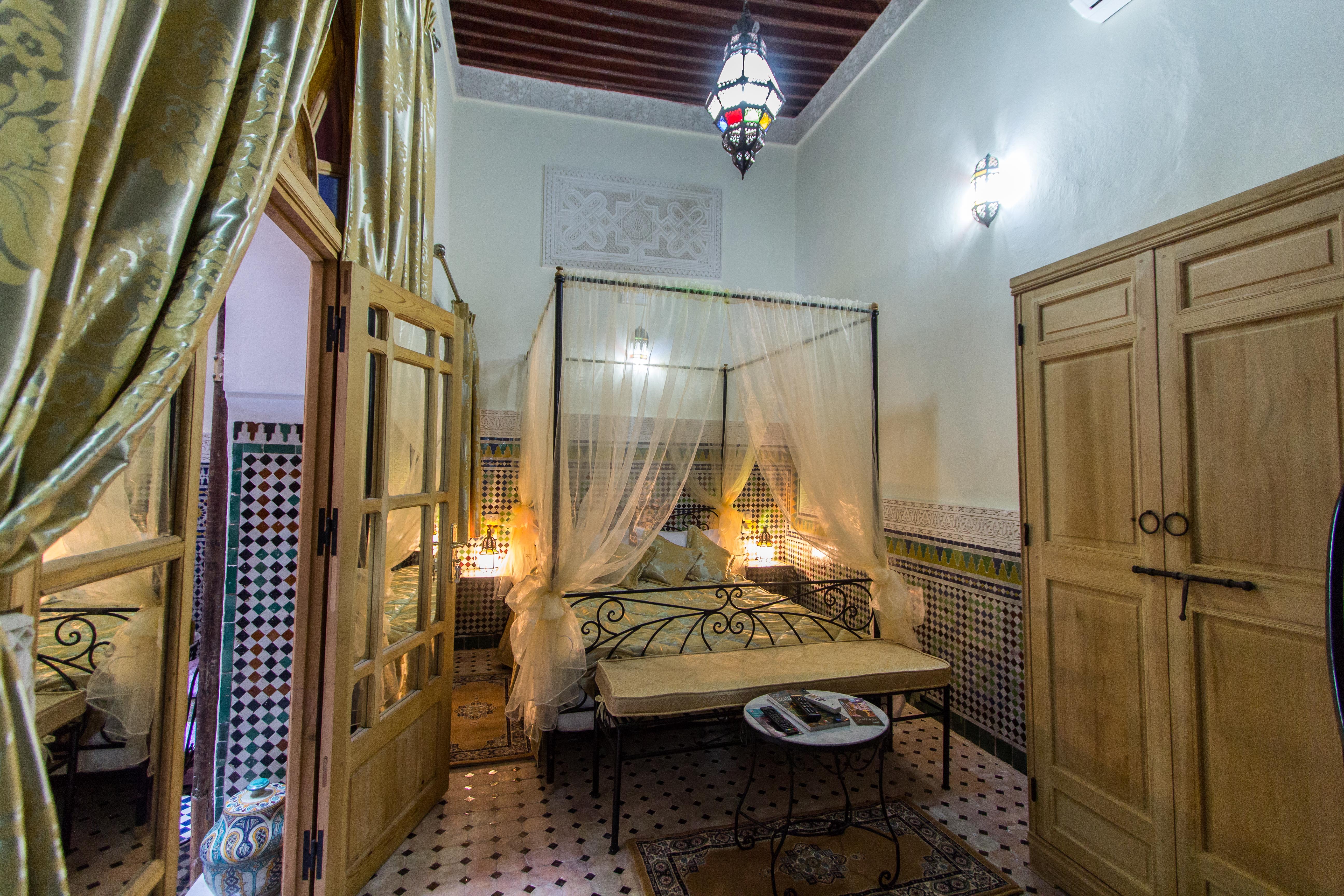 riad fes