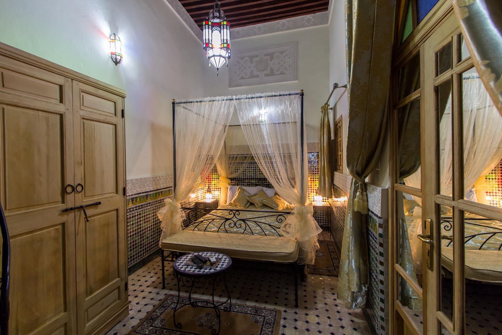 RIAD A FES